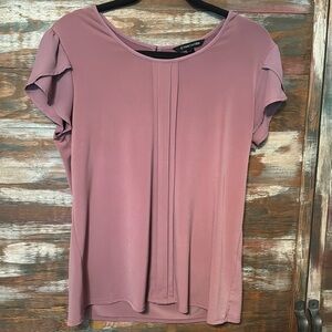 42 Hawthorn Tulip Sleeve Blouse